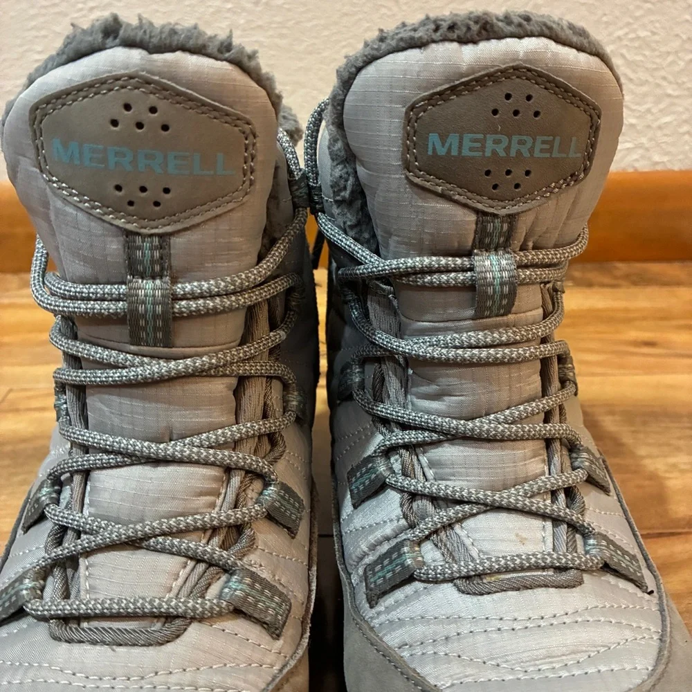 Merrell stay warm